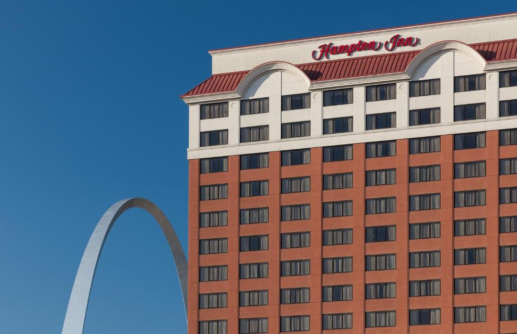 Hampton Inn St Louis- at the Arch Main image 1